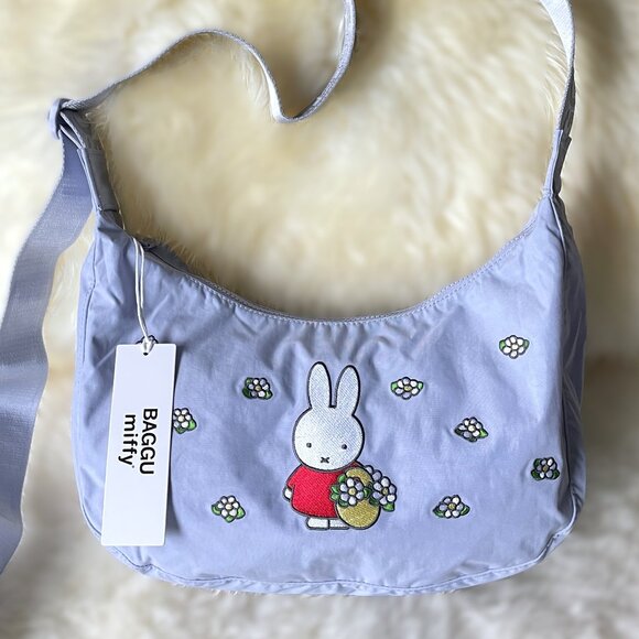 BAGGU Handbags - BAGGU x Miffy NWT Medium Crescent Bag - Embroidered Miffy